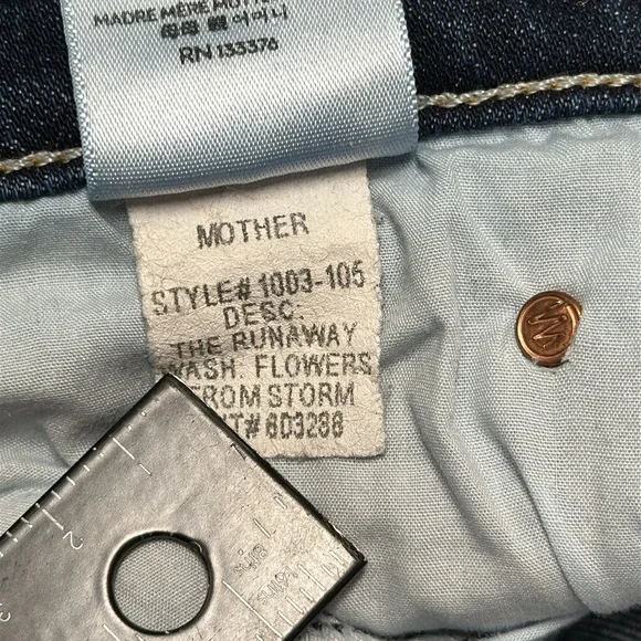 Mother The Runaway Low Rise Jeans Flowers From The Storm Blue Denim Women’s 27 - Picture 8 of 10